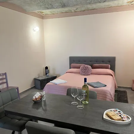 La Rondulina Holiday home Tigliole